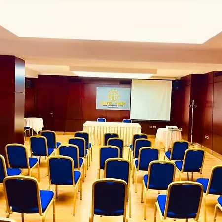 Fieri فندق فيير