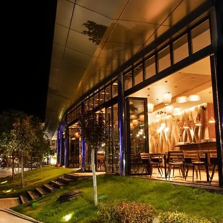 Hotel Fieri